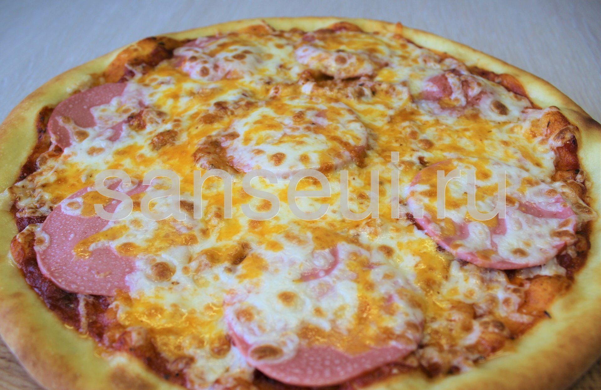 Пицца с копченой колбасой, пошаговый рецепт с фото на ккал